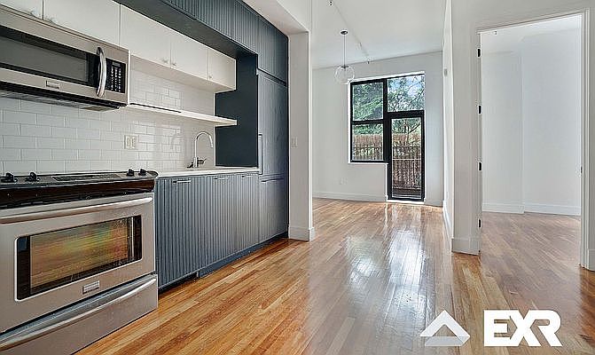 1st image of 180 Bainbridge St #100