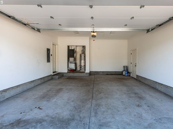 944 Pennington Ct, Eugene, OR 97404