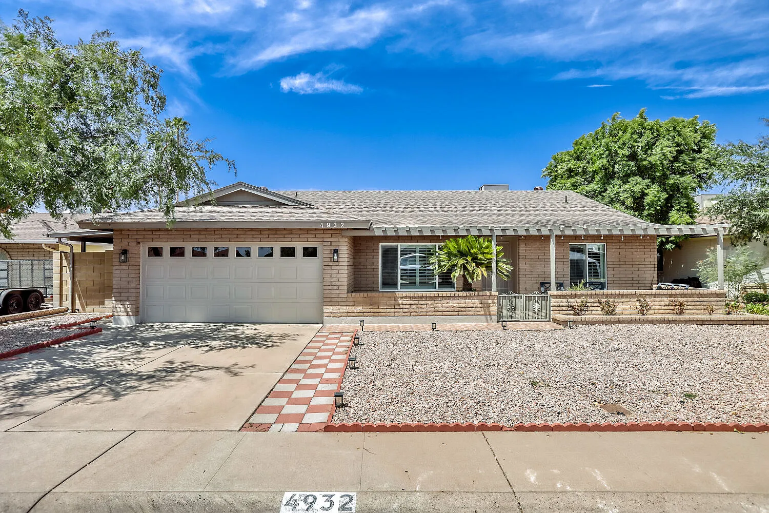 3 bed, 1735 sqft, $2,100 — Photo 1
