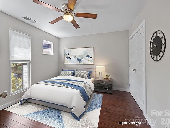 5th image of 18749 Vineyard Point Ln