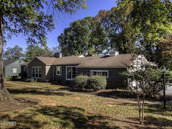 2nd image of 3614 Riverview Dr