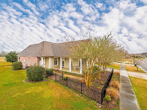 4th image of 2874 Muirfield Dr