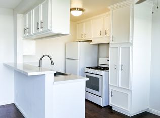 1008 Georgia St #203, Huntington Beach, CA 92648
