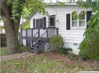 774 Lakeshore Dr, Keyport, NJ 07735