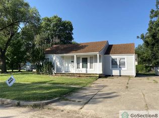 1243 S George Washington Blvd, Wichita, KS 67211