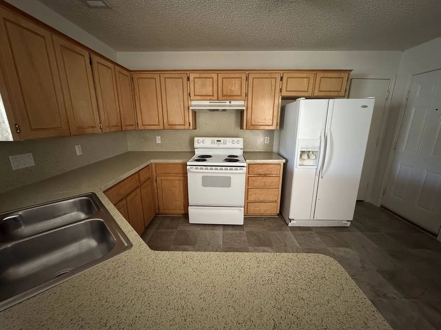 4-Bedroom House for Rent in Killeen — Photo 3