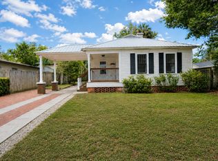 210 W Hiawatha St, Tampa, FL 33604