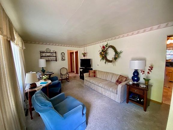 4th image of 2437 Lafayette Dr