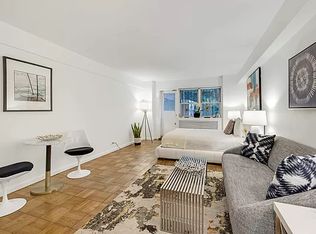 321 E 45th St APT 1C, Manhattan, NY