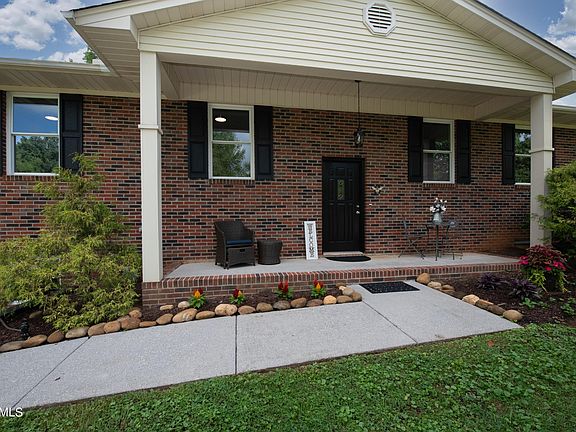 2nd image of 2014 S Belmont Dr