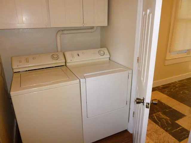 416 S Adams St — Photo 11