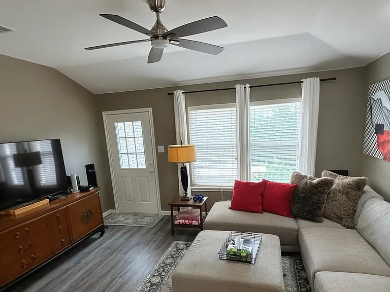 4443 Taylors Bnd — Photo 2