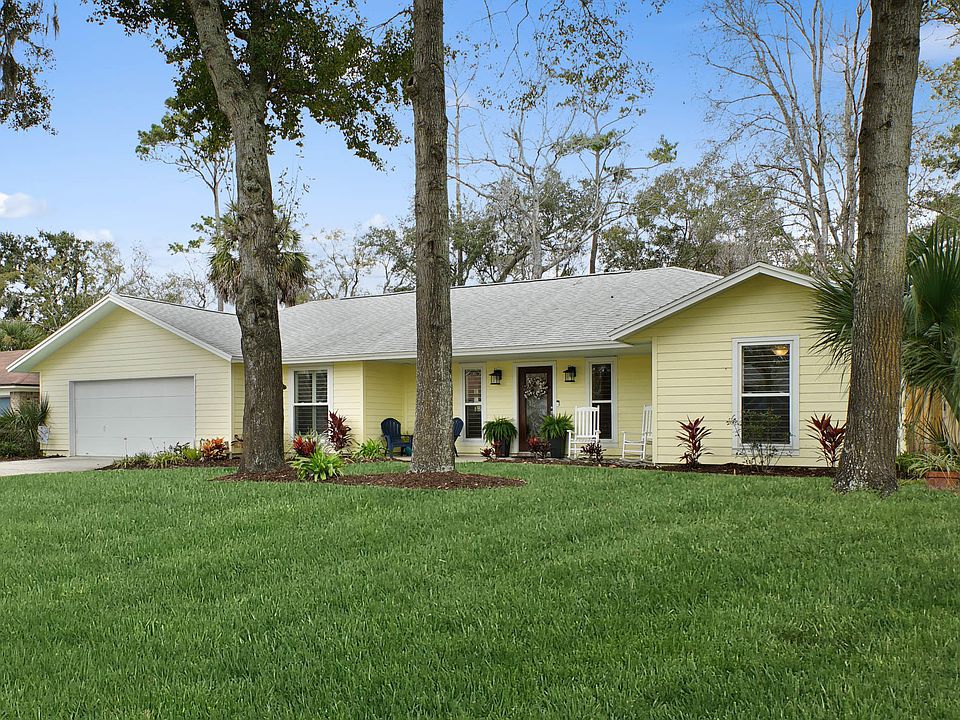 1st image of 21 Oaks Dr