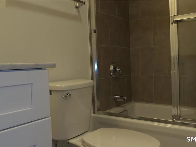 33 Maple Ave #B — Photo 17