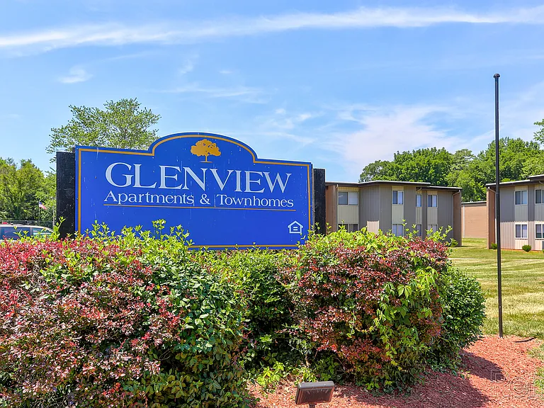 Glenview Apartments — Photo 6