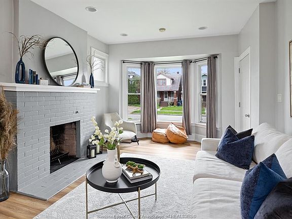 3rd image of 520 Rankin Ave