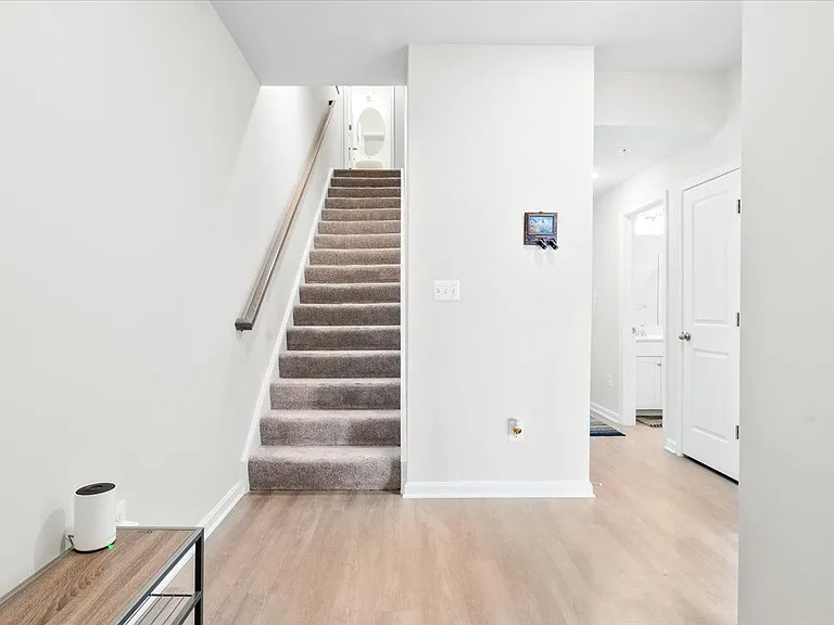 2583 Grangemill Ln #MAIN — Photo 3