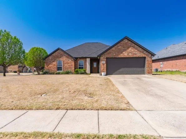 11612 Laney Dr, Greenville, TX 75402