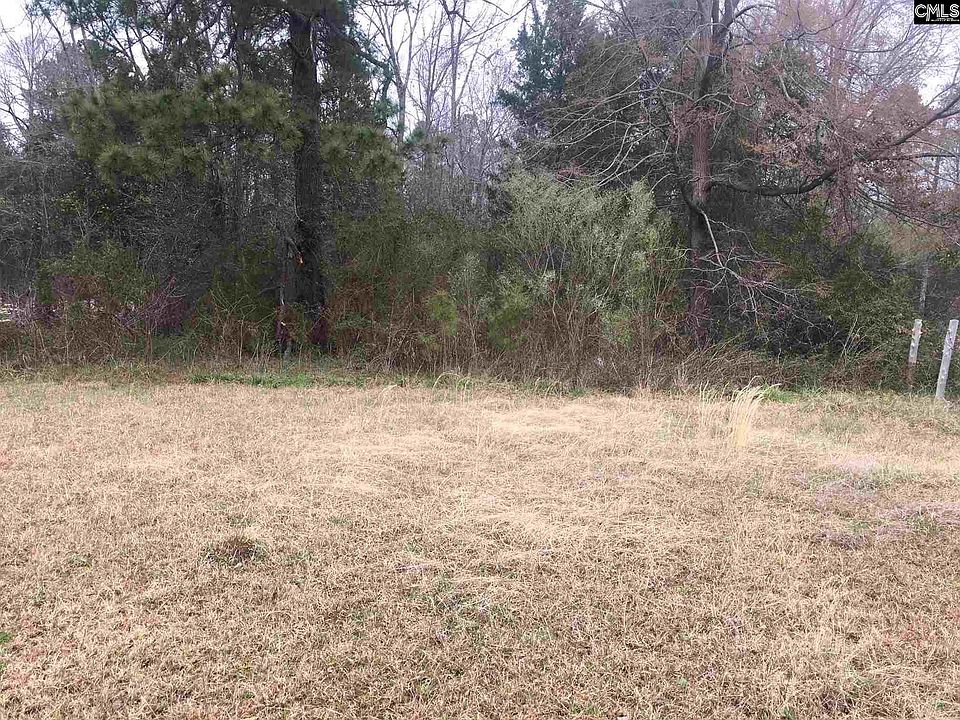 2nd image of 319 Cannon Rd