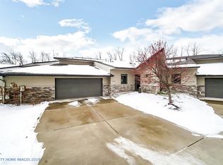 2996 W Palmer Ave, La Porte, IN 46350
