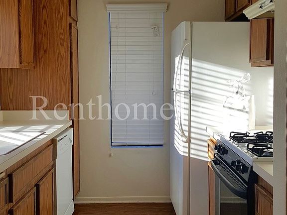 4th image of 13045 Wimberly Sq Unit 138