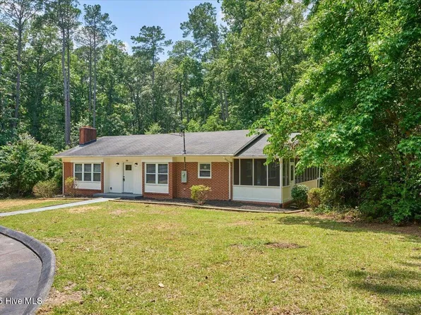 804 S Mcneill Street, Carthage, NC 28327