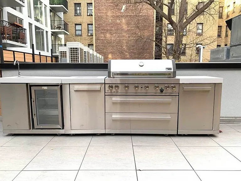 567 Ocean Ave #A-210 — Photo 20