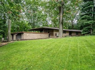 317 Lakewood Dr, Butler, PA