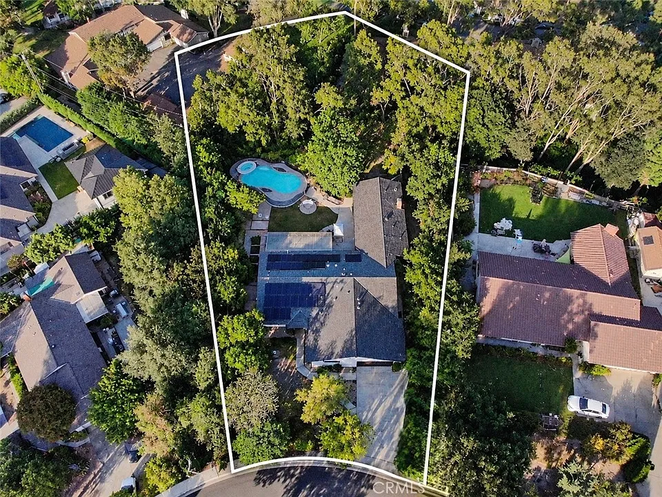 3241 Dahl Dr