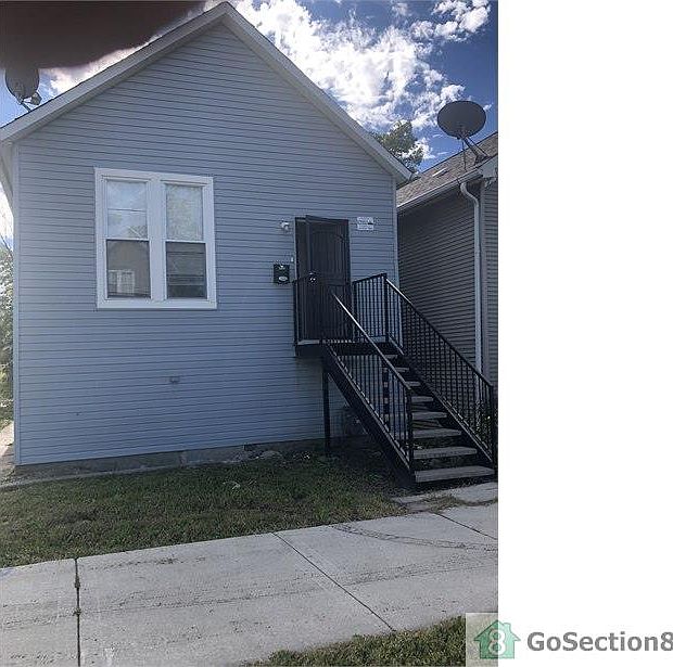 1st image of 4133 W Carroll Ave