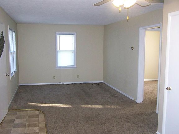 4th image of 446 S Delaware Ave
