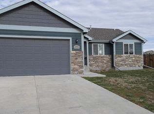 1303 Manchester St, Gillette, WY 82716