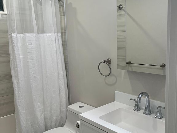 5th image of 55-57 Reed Ave #2