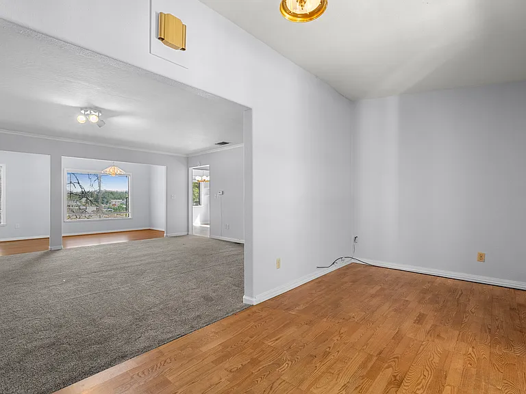 2835 Easy St — Photo 9