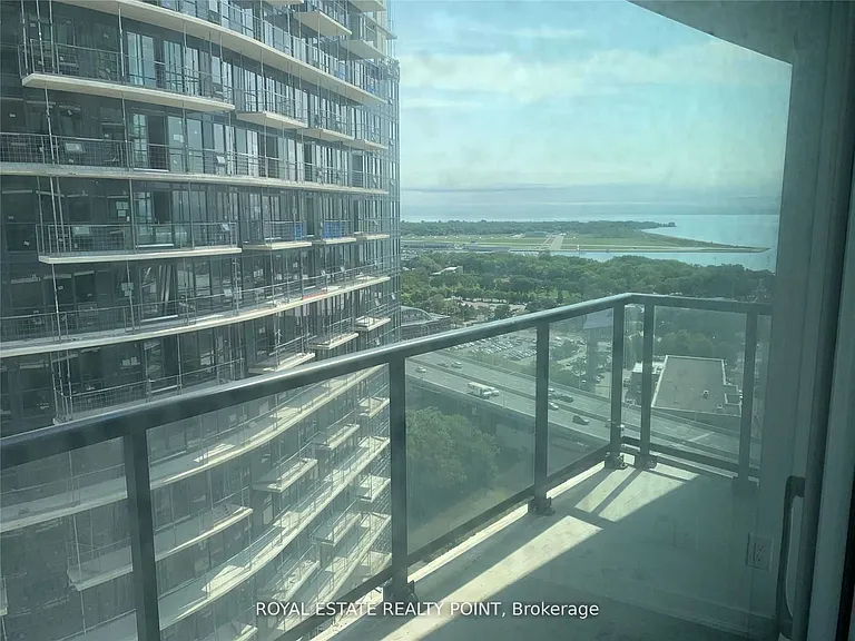 51 E Liberty St #2106 — Photo 12