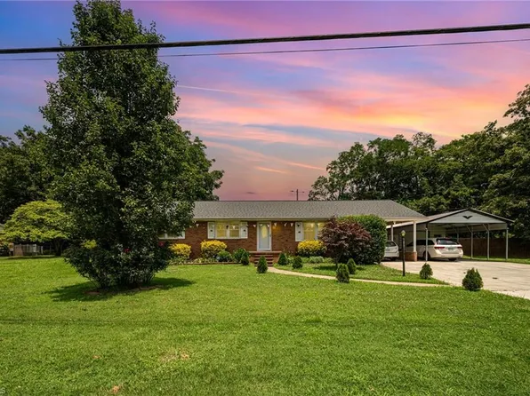 2250 Swepsonville Rd, Graham, NC 27253