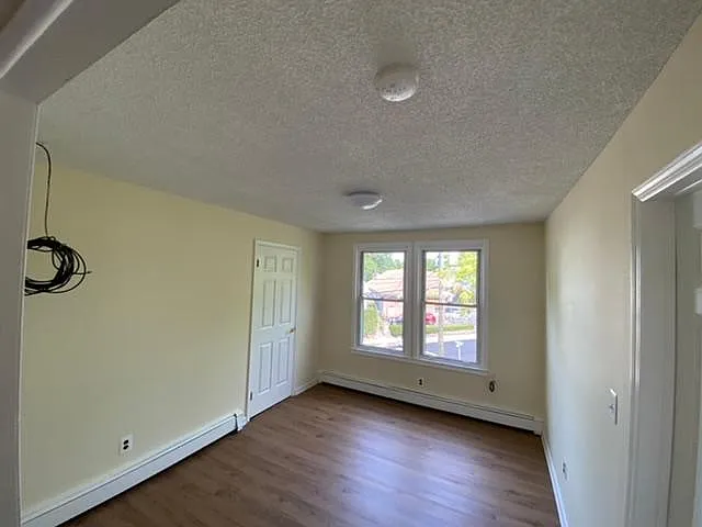36 Leonard Pl — Photo 4