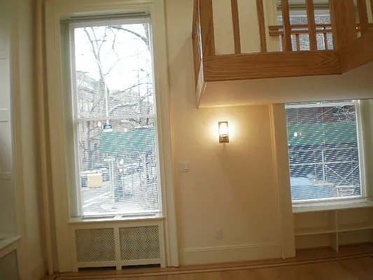 Rented by Frank Valvo Real Estate | media 43