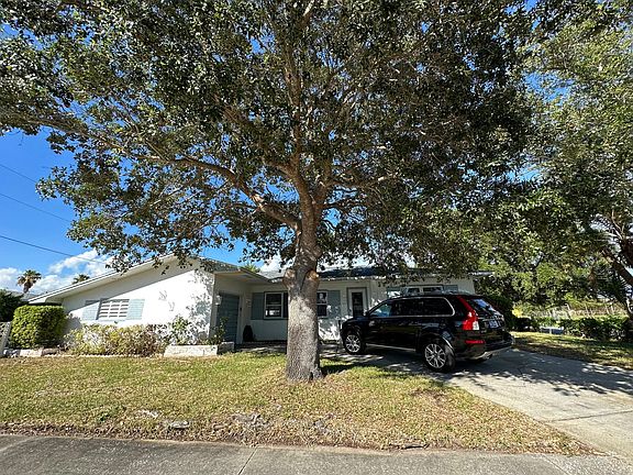 2nd image of 8403 Gulf Blvd