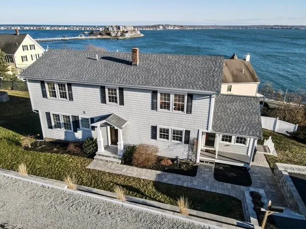 7 Douglas Ave, Hull, MA 02045
