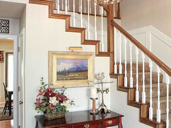 Stunning entry and staircase.