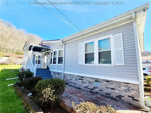 1473 Buffalo Creek Rd, Williamson, WV 25661