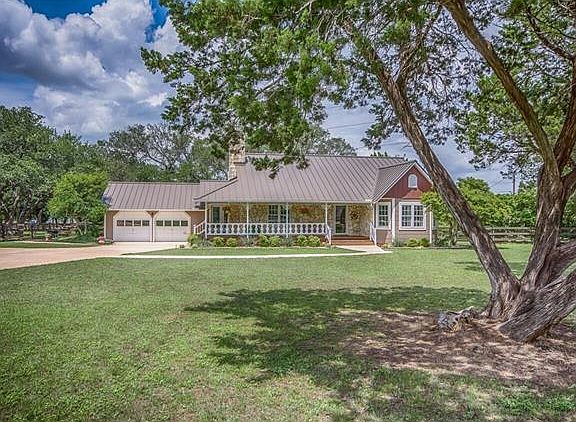 4th image of 10 Rock House Dr