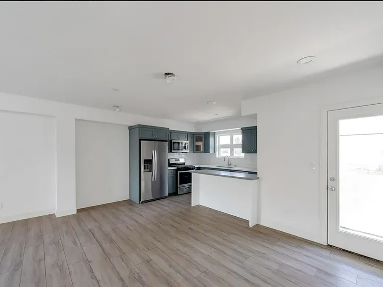 2414 S West View St #2416.5 — Photo 8