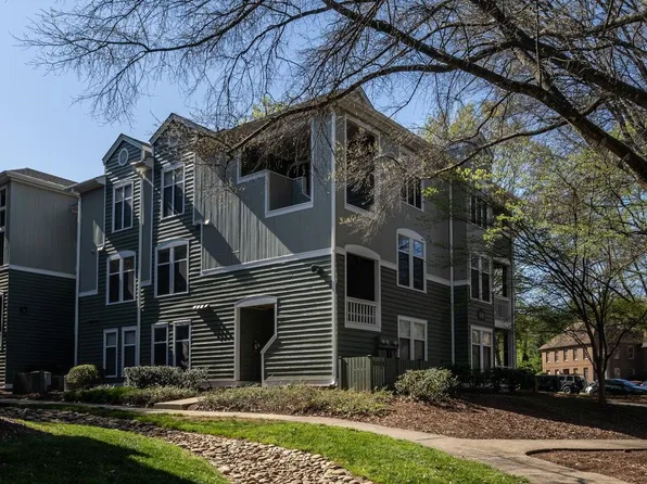 1010 Nicholwood Dr APT 205, Raleigh, NC 27605