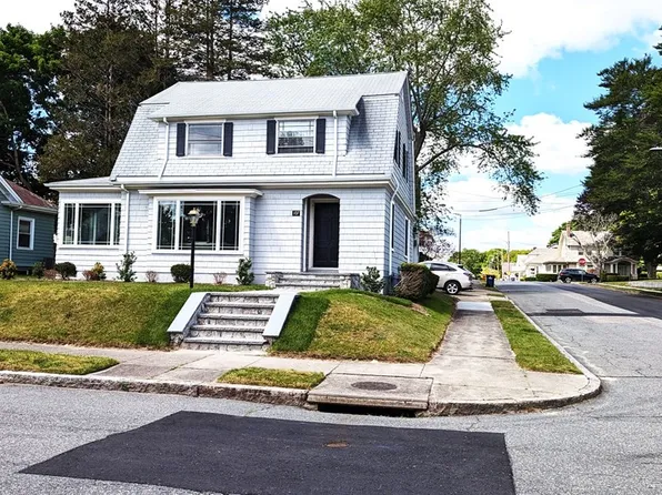 107 Reed St, New Bedford, MA 02740