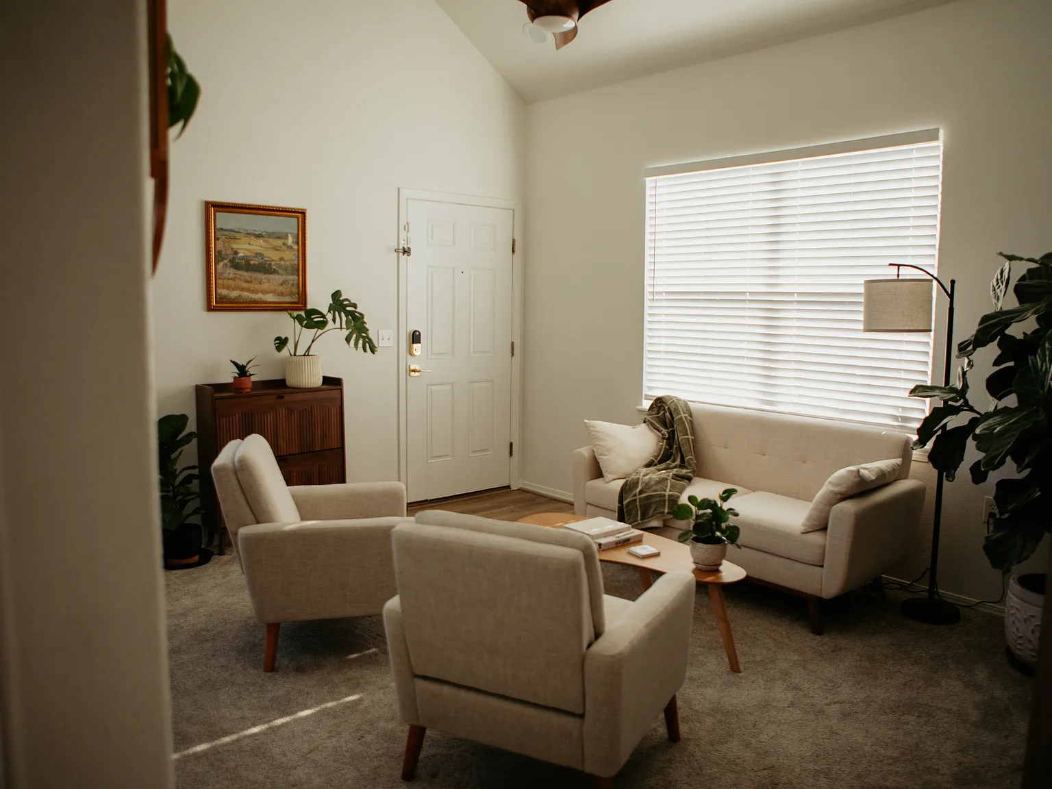 2 bed, 1253 sqft, $2,350 — Photo 1