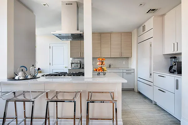300 East 77th Street #8BC in Lenox Hill, Manhattan | StreetEasy 300 East 77th Street #8BC in Lenox Hill, Manhattan | StreetEasy