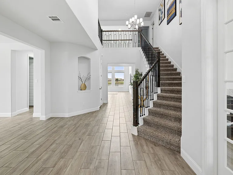 20512 Christie Marie Ln — Photo 5