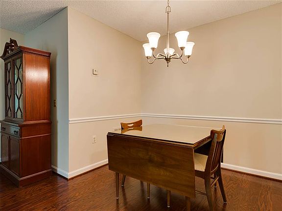 5th image of 7252 Glen Hollow Ct Suite 1